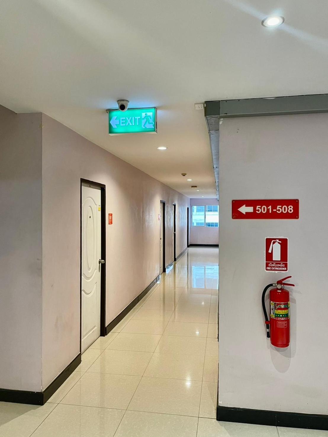 Sampheng Apartment Бангкок Экстерьер фото