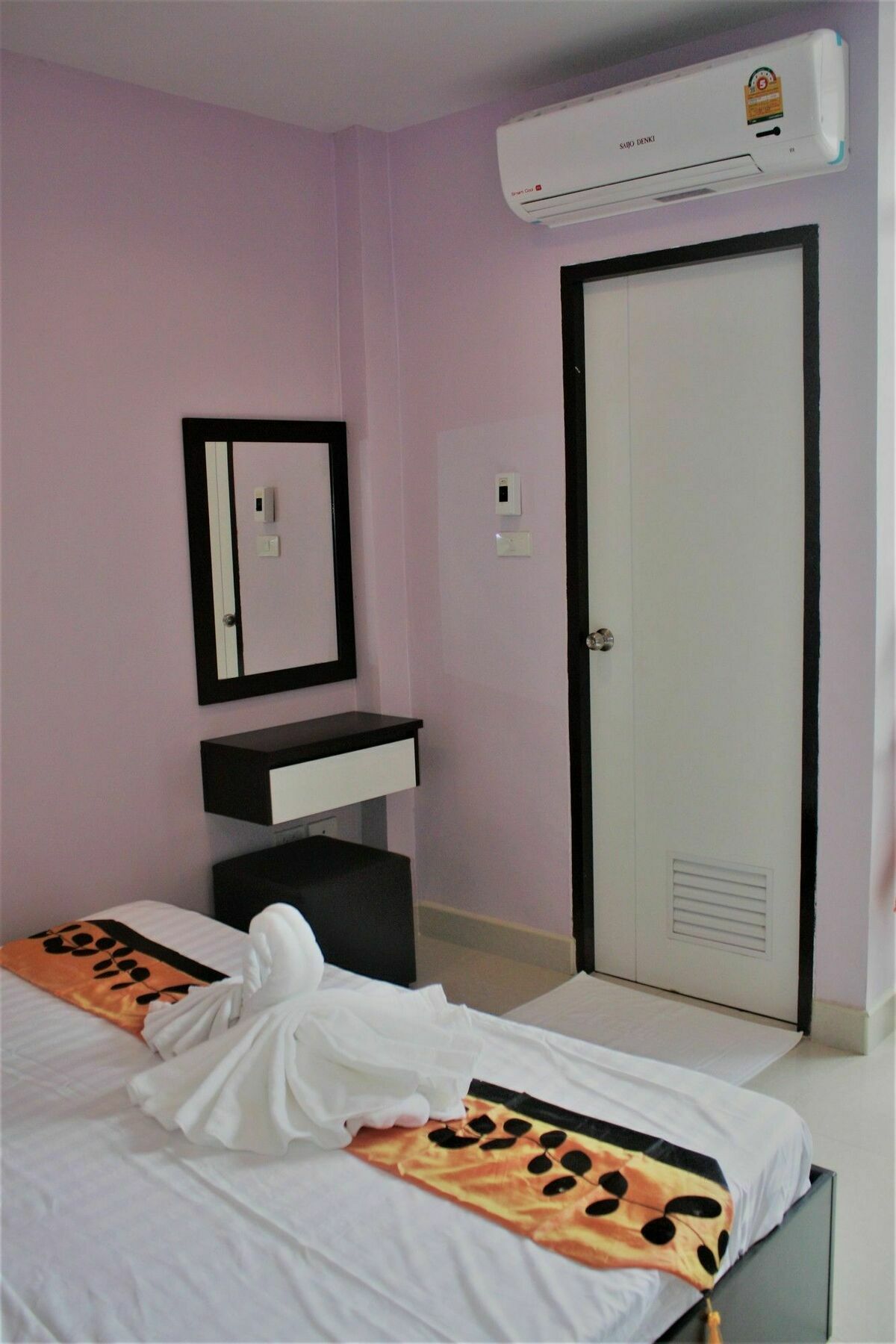 Sampheng Apartment Бангкок Экстерьер фото